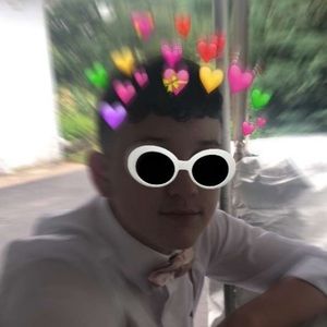 Meet your Posher, Daniel